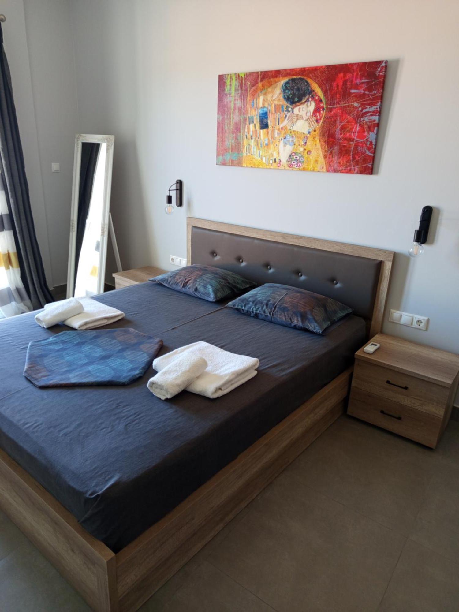Spλces Pylos Apartments エクステリア 写真